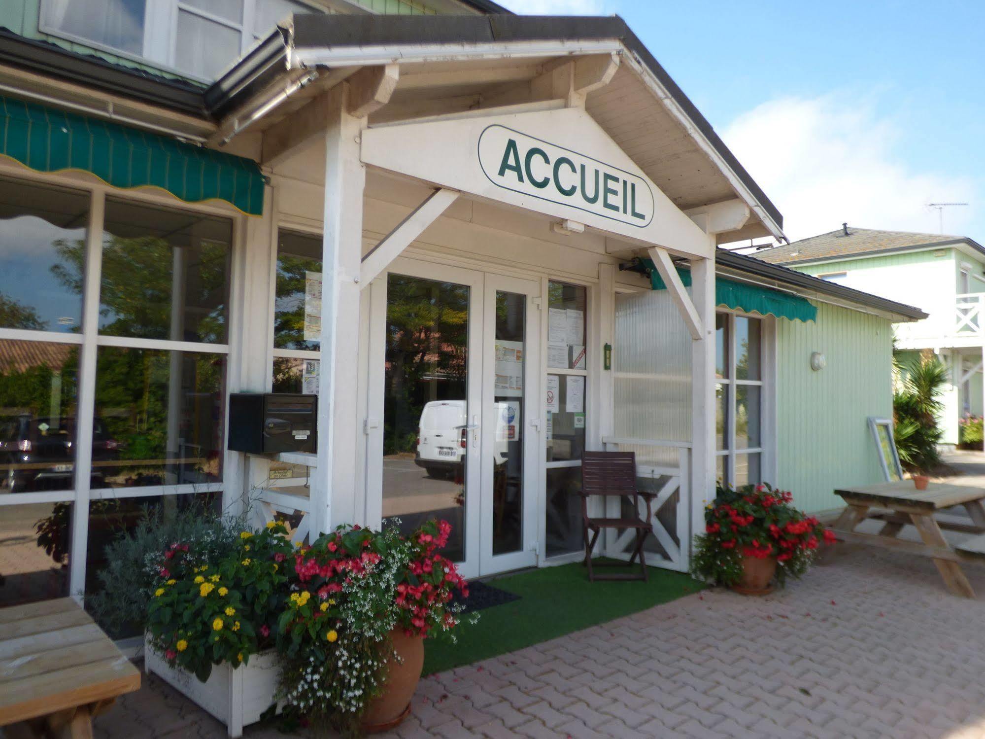 Hotel Floreal Balaruc-le-Vieux Exterior photo